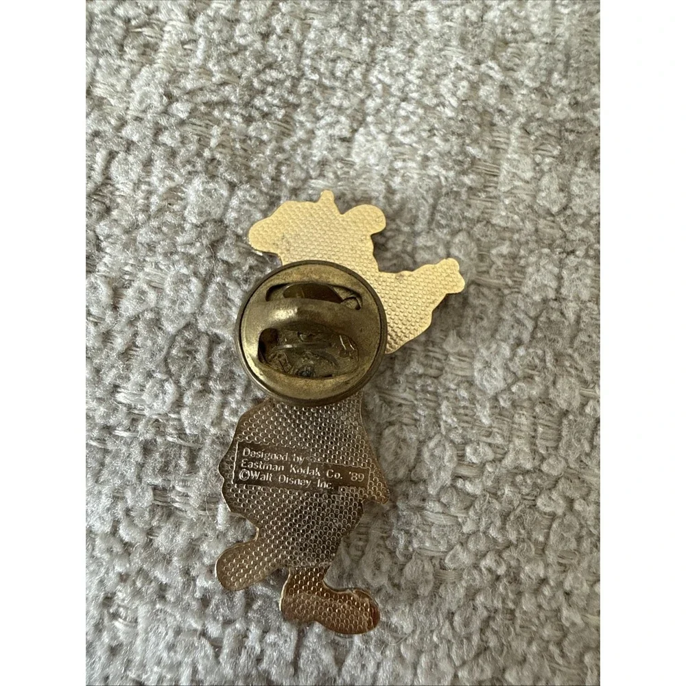 Disney ‎ Goofy Pin Eastman Kodak Patriotic Promotion Colonial Fife Flute 1989